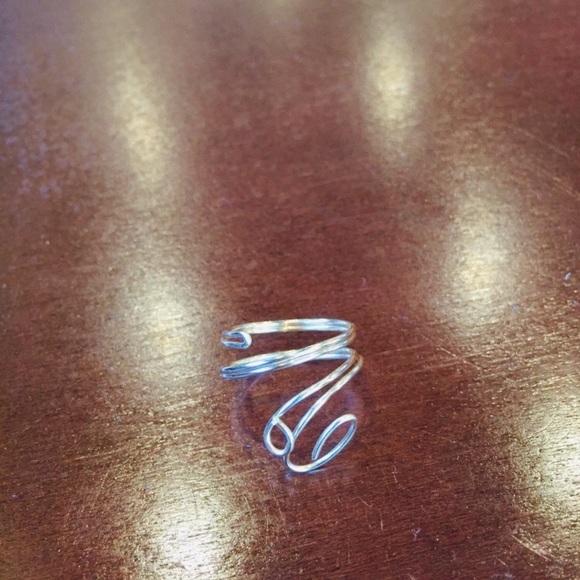 🔴 Beautiful Handmade Unique Wire Ring All Sizes - Picture 4 of 5